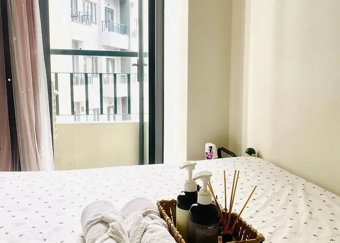 Staycation 15 Minutes From Naia With Massage Chair